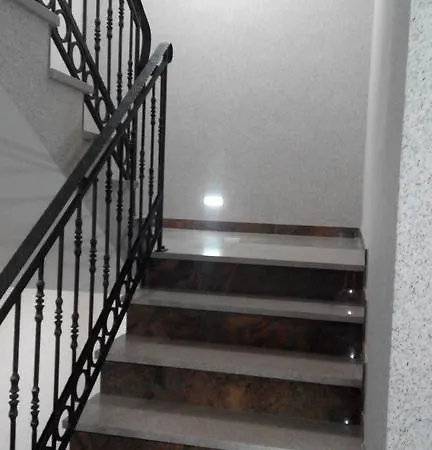 Happy N&t זלאטיבור